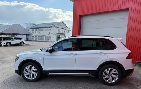 Volkswagen Tiguan II, 2019 год, 2 450 000 рублей, 4 фотография