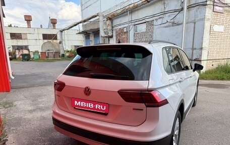 Volkswagen Tiguan II, 2019 год, 2 450 000 рублей, 6 фотография