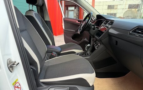 Volkswagen Tiguan II, 2019 год, 2 450 000 рублей, 9 фотография