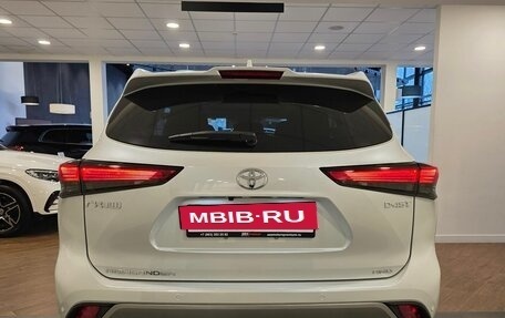 Toyota Highlander, 2025 год, 6 190 000 рублей, 3 фотография