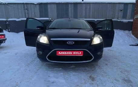 Ford Focus II рестайлинг, 2008 год, 700 000 рублей, 1 фотография
