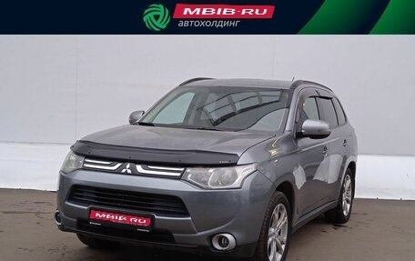 Mitsubishi Outlander III рестайлинг 3, 2012 год, 880 000 рублей, 1 фотография