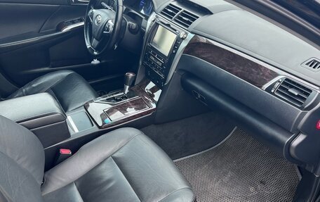 Toyota Camry, 2015 год, 1 950 000 рублей, 14 фотография