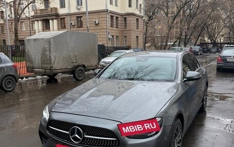 Mercedes-Benz E-Класс, 2021 год, 4 100 000 рублей, 2 фотография