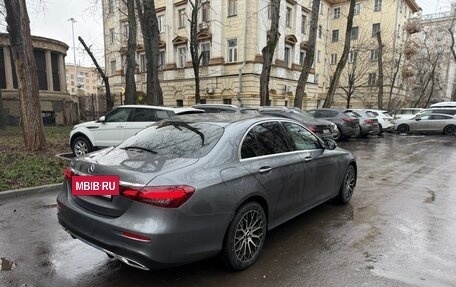 Mercedes-Benz E-Класс, 2021 год, 4 100 000 рублей, 7 фотография