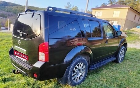 Nissan Pathfinder, 2010 год, 1 700 000 рублей, 13 фотография