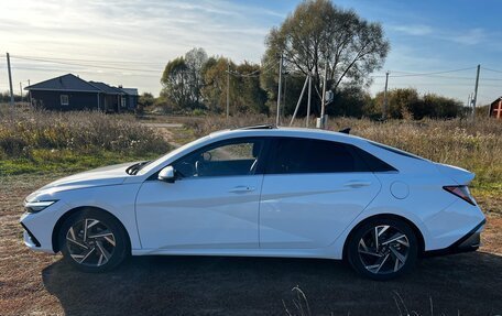 Hyundai Elantra, 2024 год, 2 100 000 рублей, 8 фотография