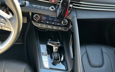 Hyundai Elantra, 2024 год, 2 100 000 рублей, 15 фотография