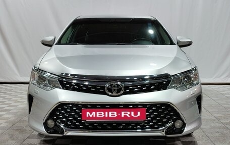 Toyota Camry, 2015 год, 1 650 000 рублей, 2 фотография
