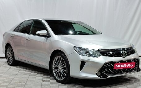 Toyota Camry, 2015 год, 1 650 000 рублей, 3 фотография