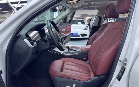 BMW 3 серия, 2021 год, 2 388 000 рублей, 10 фотография