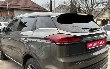 Geely Atlas, 2024 год, 2 750 000 рублей, 8 фотография