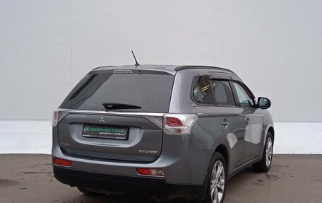 Mitsubishi Outlander III рестайлинг 3, 2012 год, 880 000 рублей, 8 фотография