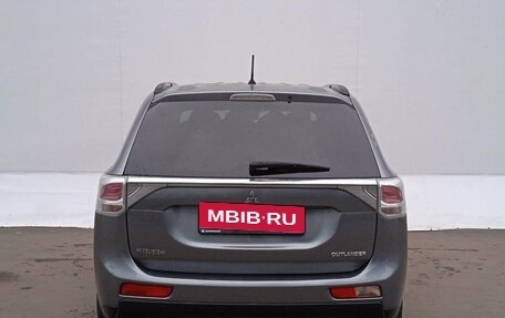 Mitsubishi Outlander III рестайлинг 3, 2012 год, 880 000 рублей, 7 фотография