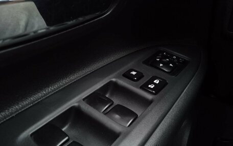 Mitsubishi Outlander III рестайлинг 3, 2012 год, 880 000 рублей, 10 фотография