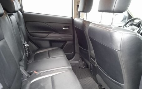 Mitsubishi Outlander III рестайлинг 3, 2012 год, 880 000 рублей, 22 фотография