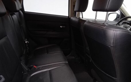 Mitsubishi Outlander III рестайлинг 3, 2012 год, 880 000 рублей, 23 фотография