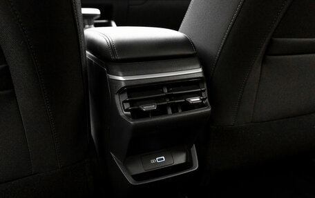 Geely Emgrand, 2023 год, 1 730 000 рублей, 15 фотография