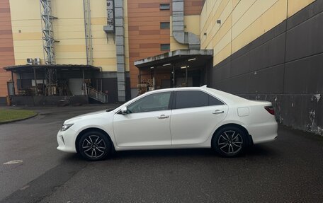 Toyota Camry, 2017 год, 2 270 000 рублей, 6 фотография