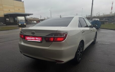 Toyota Camry, 2017 год, 2 270 000 рублей, 8 фотография