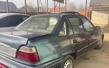 Daewoo Nexia I рестайлинг, 2003 год, 110 000 рублей, 4 фотография