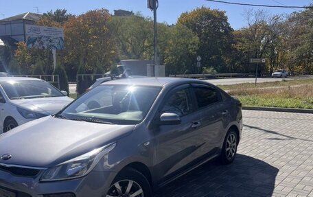 KIA Rio IV, 2020 год, 1 610 000 рублей, 2 фотография