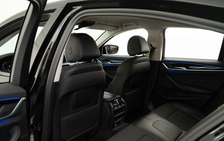 BMW 5 серия, 2019 год, 3 885 404 рублей, 12 фотография