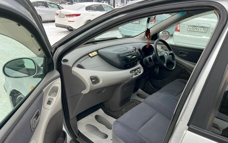 Nissan Tino, 2000 год, 379 000 рублей, 10 фотография