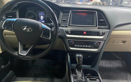 Hyundai Sonata VII, 2018 год, 1 860 000 рублей, 6 фотография