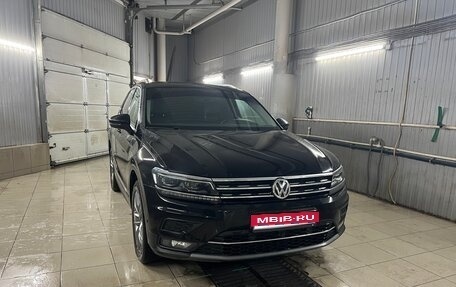 Volkswagen Tiguan II, 2018 год, 3 400 000 рублей, 1 фотография