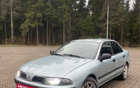 Mitsubishi Carisma I, 2002 год, 250 000 рублей, 2 фотография
