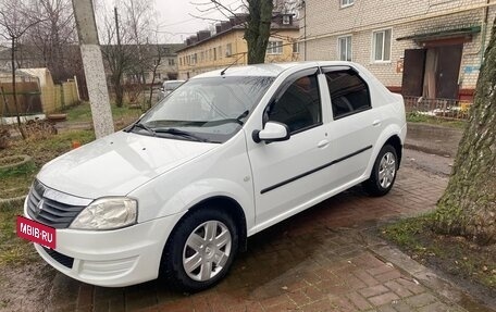 Renault Logan I, 2013 год, 699 999 рублей, 2 фотография