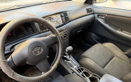 Toyota Corolla, 2004 год, 550 000 рублей, 8 фотография