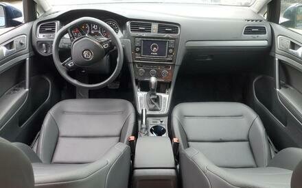 Volkswagen Golf VIII, 2020 год, 2 240 000 рублей, 5 фотография