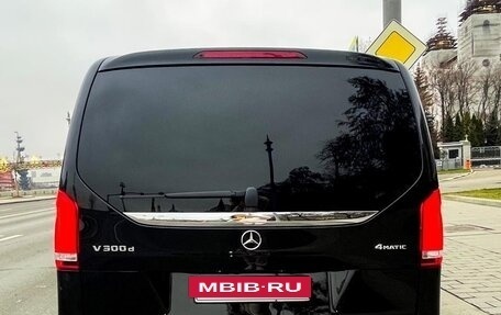 Mercedes-Benz V-Класс, 2022 год, 14 999 000 рублей, 4 фотография