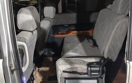 Honda Stepwgn II рестайлинг, 2004 год, 850 000 рублей, 9 фотография