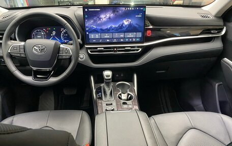 Toyota Highlander, 2025 год, 6 900 000 рублей, 8 фотография