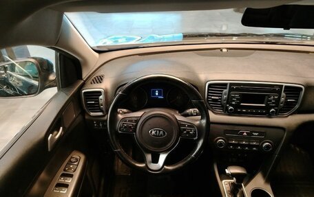 KIA Sportage IV рестайлинг, 2017 год, 1 699 000 рублей, 10 фотография