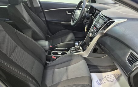 Hyundai i30 II рестайлинг, 2012 год, 997 000 рублей, 13 фотография