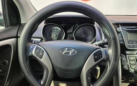 Hyundai i30 II рестайлинг, 2012 год, 997 000 рублей, 11 фотография