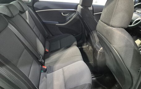 Hyundai i30 II рестайлинг, 2012 год, 997 000 рублей, 15 фотография