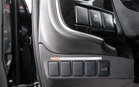 Mitsubishi Outlander III рестайлинг 3, 2013 год, 1 549 000 рублей, 22 фотография