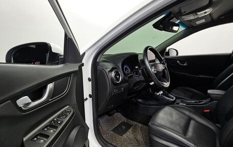 Hyundai Kona I, 2021 год, 1 780 005 рублей, 5 фотография