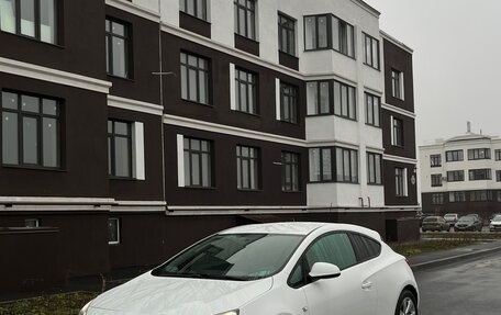 Opel Astra J, 2012 год, 589 000 рублей, 1 фотография