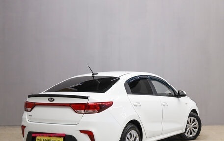 KIA Rio IV, 2017 год, 1 299 000 рублей, 7 фотография