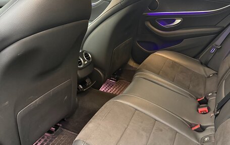 Mercedes-Benz E-Класс, 2021 год, 4 100 000 рублей, 9 фотография