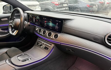 Mercedes-Benz E-Класс, 2021 год, 4 100 000 рублей, 14 фотография