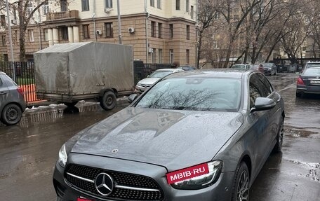 Mercedes-Benz E-Класс, 2021 год, 4 100 000 рублей, 2 фотография