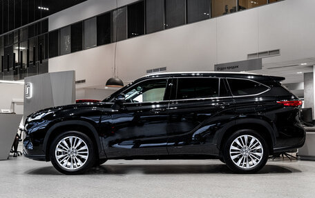 Toyota Highlander, 2025 год, 6 900 000 рублей, 3 фотография