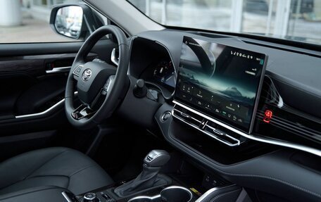 Toyota Highlander, 2025 год, 5 799 900 рублей, 9 фотография